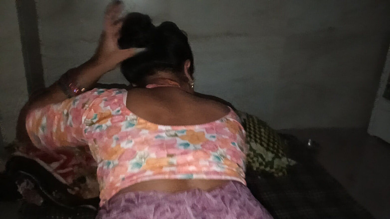 The_Secret_Couple: Kaam Bali Ko kamer Lakar enhere mij chood Diya op...