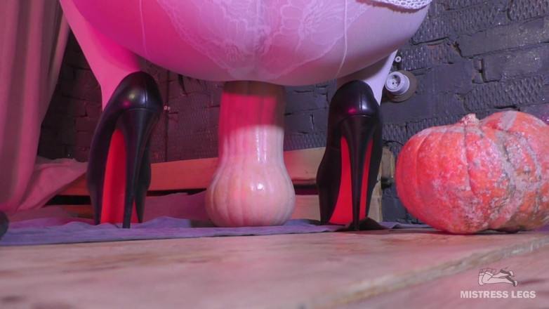 Mistress Legs: Big and sexy nylon ass riding on the pumpkin