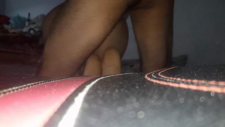 buttllover: Awek amatur berpantat besar dikongkek dalam semua posisi