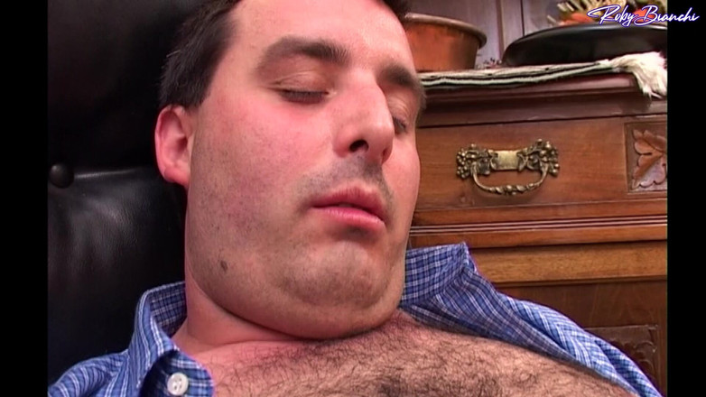 Topax Film Production: Troia Si Fa Sborrare Nel Culo Mentre Suo Marito Dorme