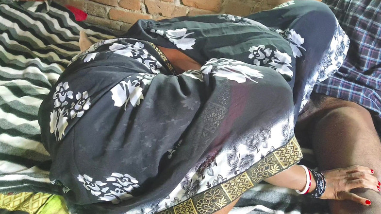 Sumang studio: 德西很害怕，但她知道她安全舒适。