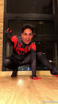 Suit Spiderman and Poses
