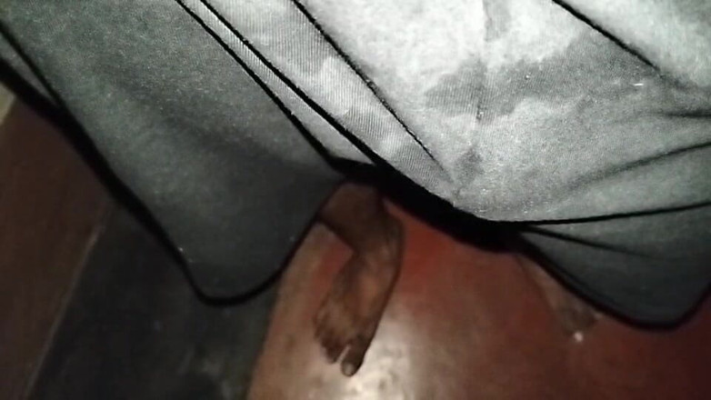 Desi Tits: Desi Solo