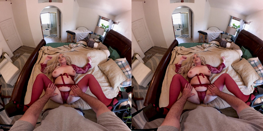 Erin Electra: Macecha v prádle ošukaná nevlastním synem