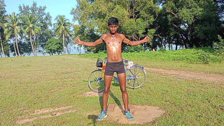 LinearOrnament35: Latihan Untuk Memperkuat Tanah Belakang