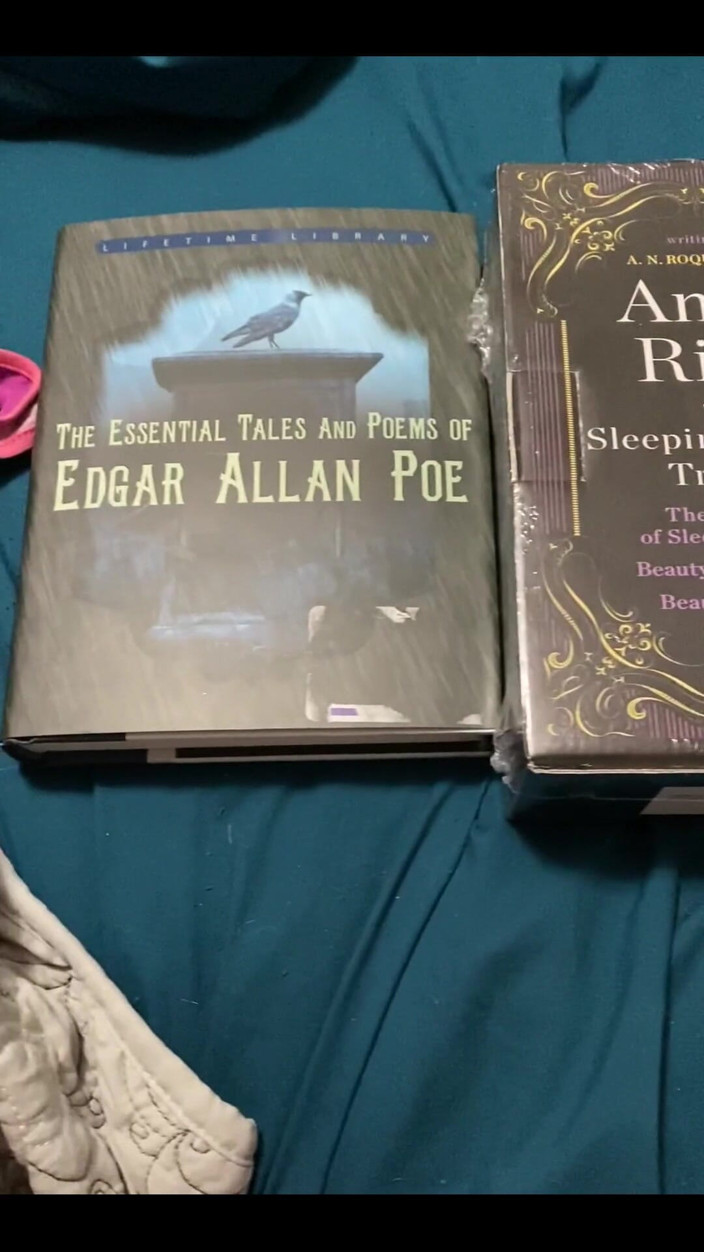 Sara Star: What Should I Read First?