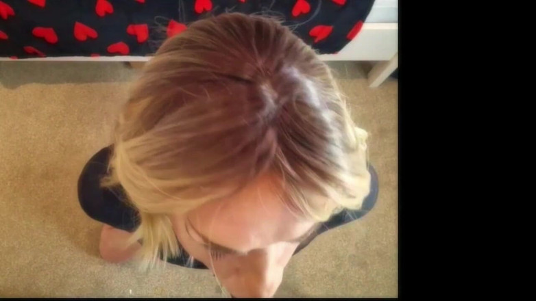 Alexalovesit: Відео від першої особи, мінет