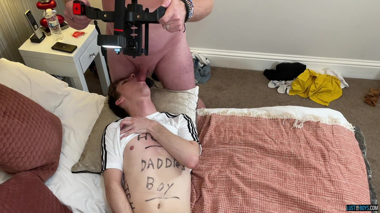 Lust for boys: Лео трахається в груповусі - частина 5