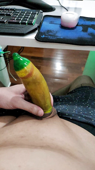 Lkdick8: Solo-junge, kondom-video.