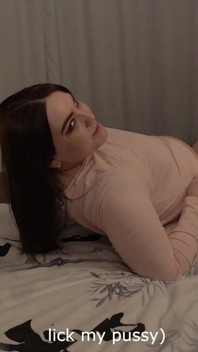 Scopo la mia ragazza in una figa piena di sperma di un altro uomo