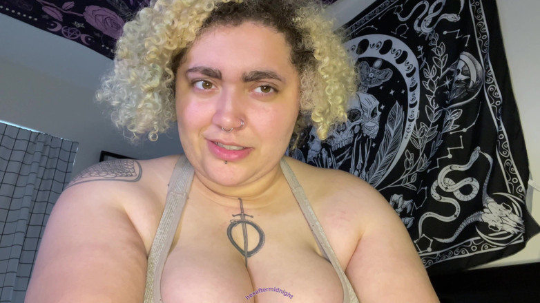 Hex Crimson: Mă fut cu un ou Tenga