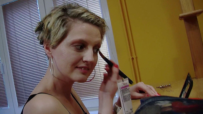 All Those Girlfriends: Teresa Suarez se maquille sur le visage