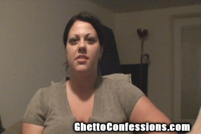 Ghetto Confessions: Baculatá máma velká prsa deep throat děvka děvka Spunk Licker!