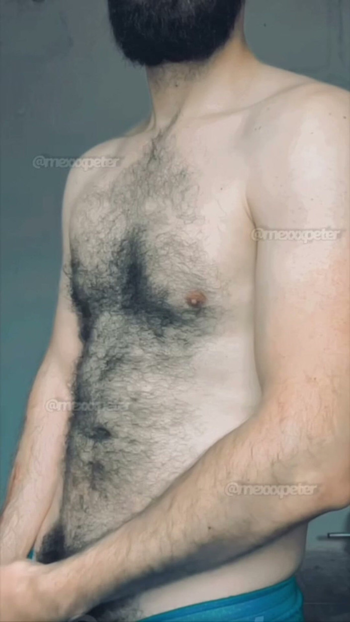 mexxxpeter: Jsem tak sexy jako ty, že mi penis okamžitě ztvrdne