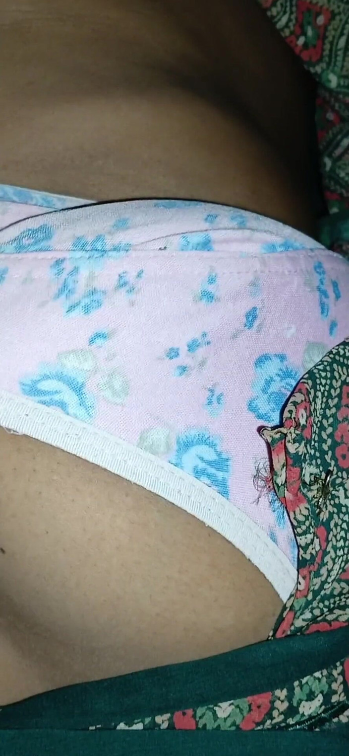 vijay_kumarpatel: Desi Hot Wife with Big Ass Fucked by Husband's Friend