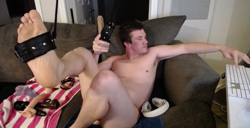 Steelwood303: Spalancando fuori i dildo, così divertente