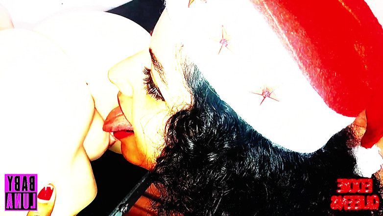 Babyluna939: Baby Claus Gives Me a Tantaly Sex Doll and I...
