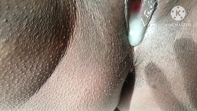 Sexonme333: Desi nevlastní syn šuká svou macechu sama doma Part__ 2