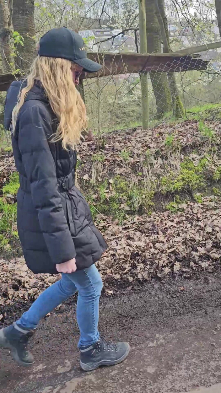 Bikergirl_97: Hot Walk with Love Balls in Pussy!