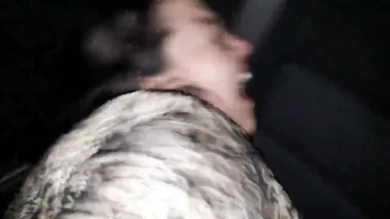 Indian fuck queen: Arabamın arkasında büyük zenci beni domaltarak sikiyor inleyerek orgazm oluyor