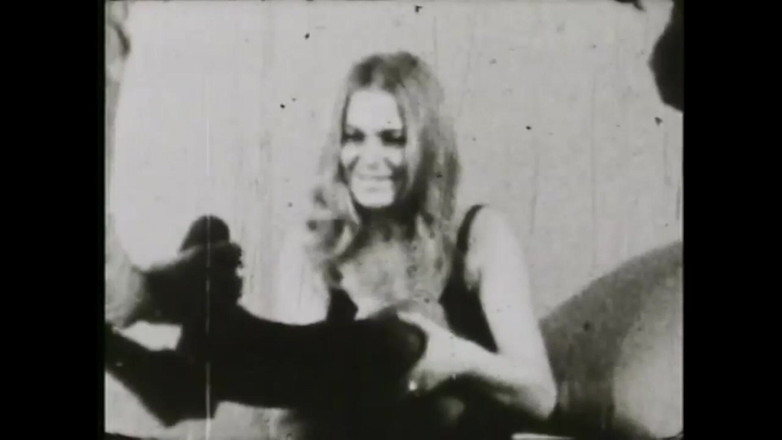 Vintage Megastore Full hd: Baw się z króliczkiem