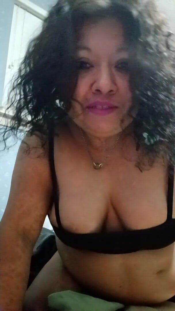 Fngottagetit: Getting wet for you