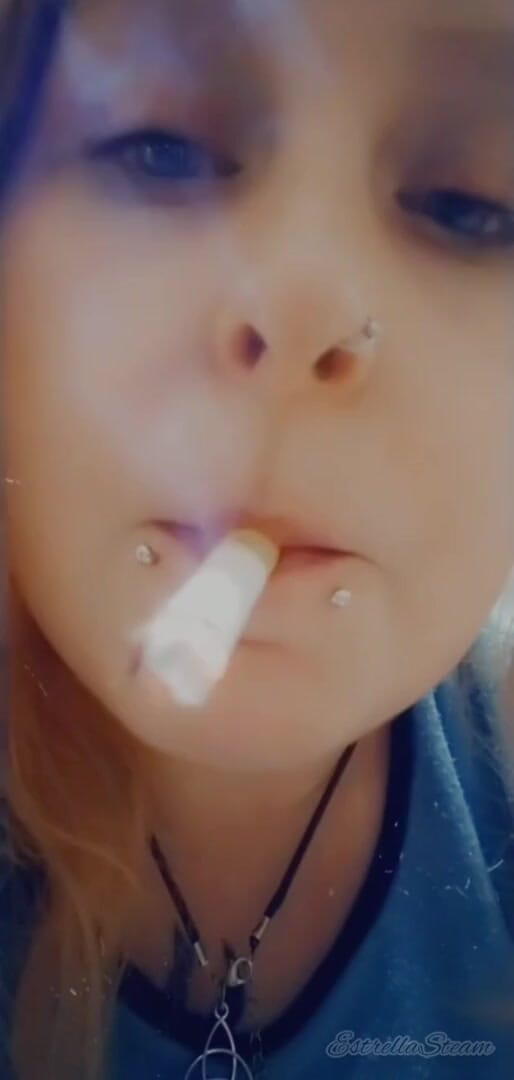Estrella Steam: Smoking without hands until I get very horny