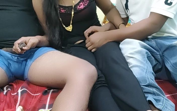 Mumbai Ashu: Bhabhi Ne Dwsi Boy Ke Sath Kiya Threesome Sex Hindi...