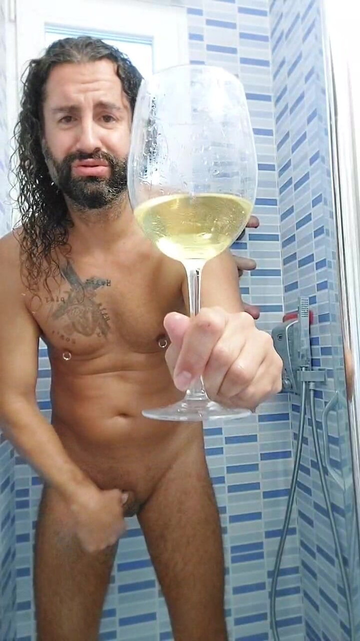 Mallorcadude: Duș cu propria mea pișare