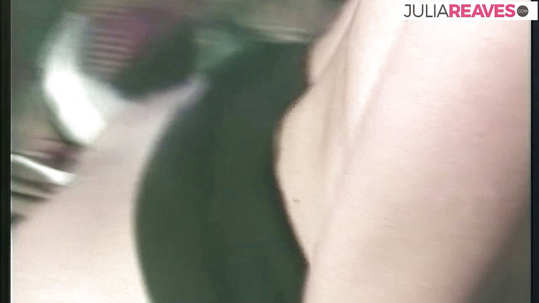 Retro German Amateurs: 饥渴的女同在被情人舔阴时呻吟