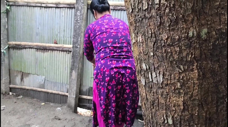 SAFI TV: Ich sehe meine stiefschwester nach meinem schwanz suchen