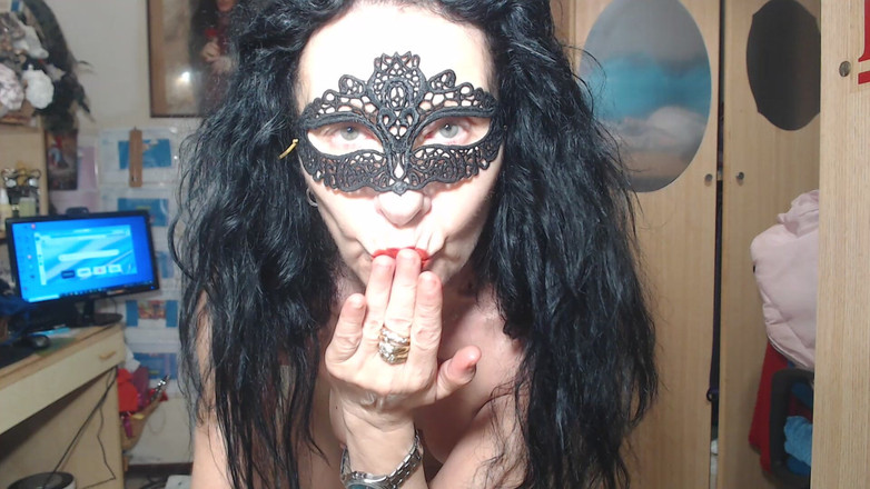 WEBREGINETTA2023: Pantyhose dan timun di dalam pantat semasa memancut