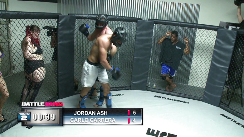 We heart Milfs: Cycata milf Lilith zostaje zerżnięta na ringu zapaśczym