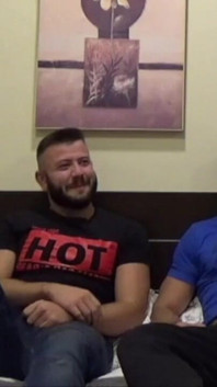 Matur E Boy Fucking Bareback in the Bed