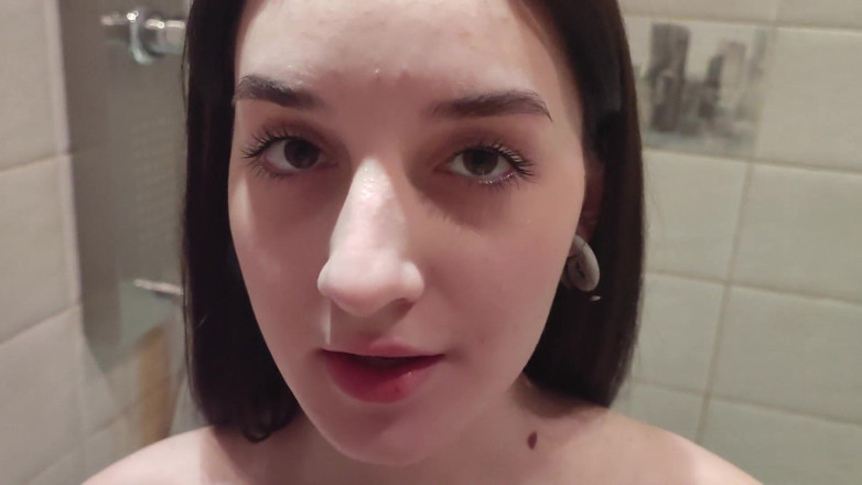 LoveHomePorn: Tattooed Chicks Always Give the Best Blowjobs