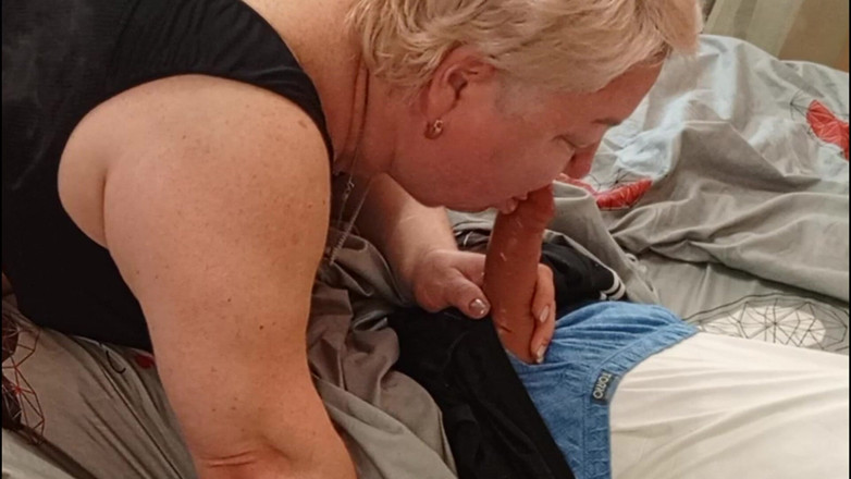 Zona901: 見知らぬ人の精子を飲み込むなんて、今まで一度もしたことない