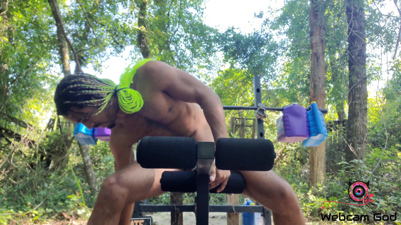 Arthur Eden aka Webcam God: Bench press &amp; dumbbells (4K)