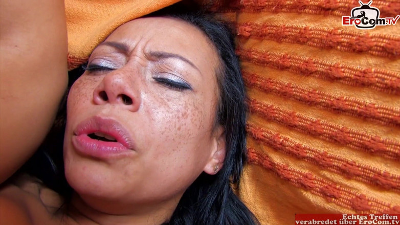 EroCom: Hot real estate agent has hot sex with her client