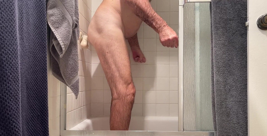 feedmedick: 딜도는 어느 정도 만족합니다. 하지만 당신은 내가 정말로 원하고 필요로하는 것을 알고 내 구멍을 따먹는 발정난 자지입니다.