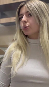 19 Years Old Latina Smoking
