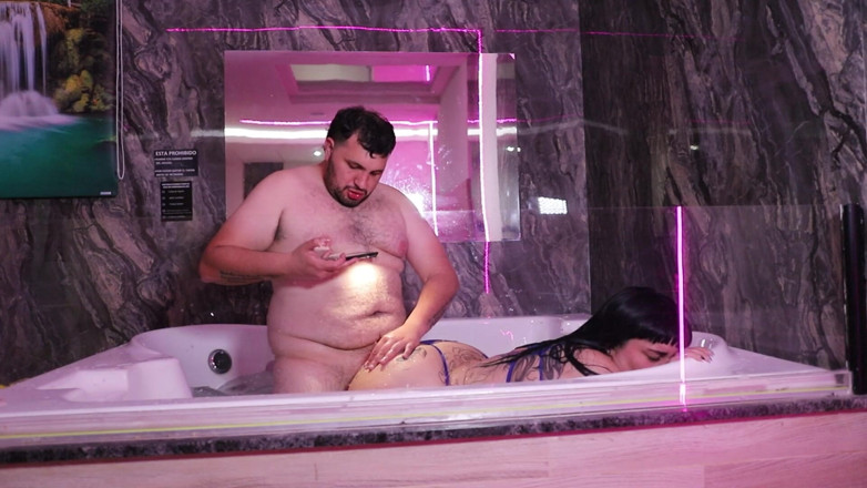 Mamiimaldii: Analsex i jacuzzin med en argentinsk tjej som ville ha...