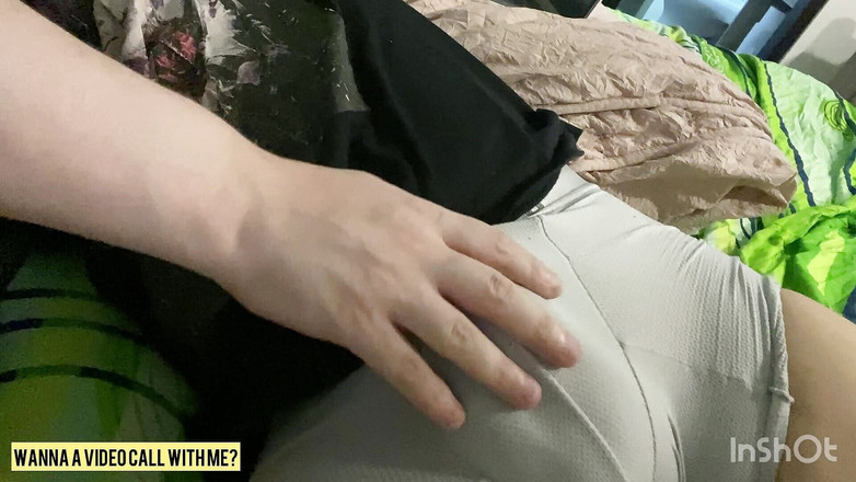 Tomas Styl: Aku memekku sendiri sambil grepe-grepe tetanggaku