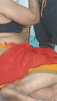 Sexy desi indický pár Plný nahý hardcore sex v tha místnosti