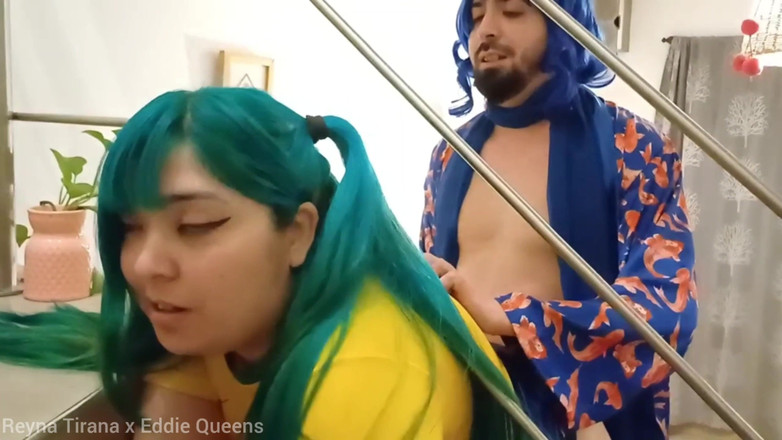 Eddie Queens: Brezilyalı miku merdivenlerde sıkışıyor ve Kaito ona bir elden daha...