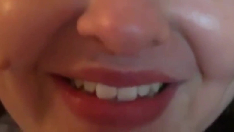 Real homemade BBW BBC porn: Junge englische bBW lockdown-langeweile erfreut meine fette muschi