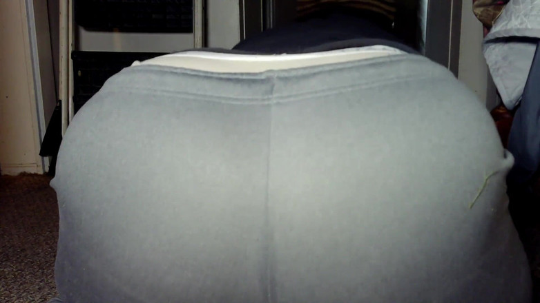 Au79: Cosa ne pensi della mia linea di biancheria intima?