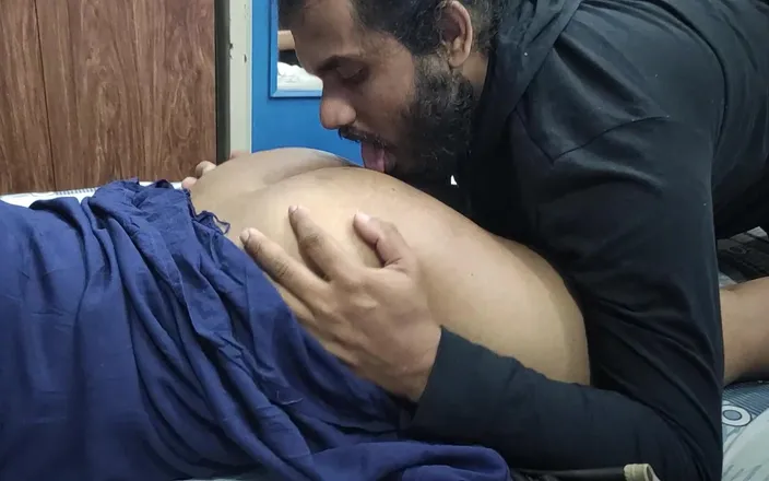 Vaishnavysharunraj: Ass Lick Romance, Vaishnavy and Sharun Raj Hot Ass