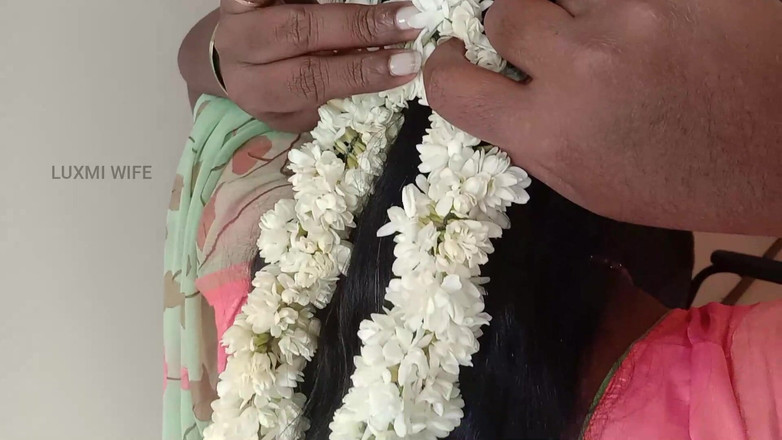 Luxmi Wife: बीटीएस - दोस्त को नग्न वीडियो कॉल। व्यभिचारी पति देख रहा है