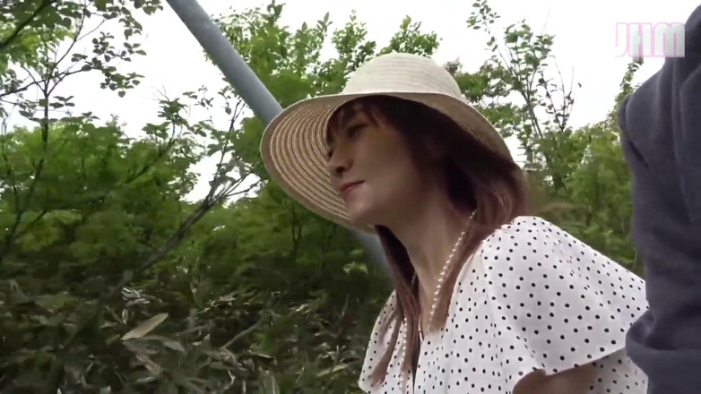 Japanese Hentai Matings: Resort Escape com Kanoka, uma mulher casada de 42 anos - 1