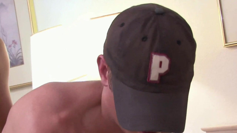 BAREBACK COMMUNITY: Von dem großen Schwanz meines Kumpels gefickt